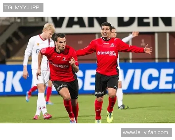 埃因霍温青年队迎战马斯特球队全力争胜展现青春风采