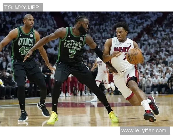 2020年9月26日热火与凯尔特人激战正酣精彩瞬间回顾与分析